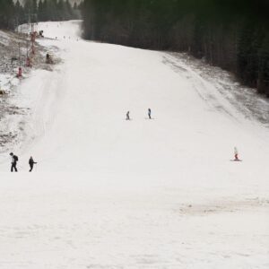 Actualizare 17 Decembrie 2023 - Azuga Ski